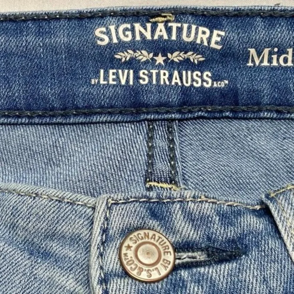 Levi's Strauss Jeans Women's 26 Light Blue Fade Levi Mid Rise Slim Cuff Denim GC